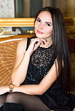 Ukrainian mail order bride Natalia from Severodonetsk with black hair and brown eye color - image 2