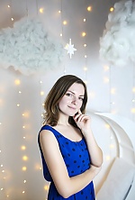 Ukrainian mail order bride Alla from Novovolynsk with light brown hair and brown eye color - image 8