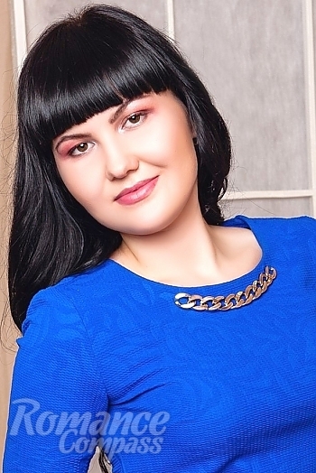 Ukrainian mail order bride Lolita from Severodonetsk with black hair and brown eye color - image 1