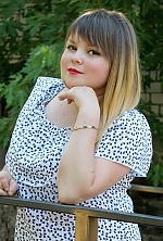 Ukrainian mail order bride Olga from Voznesensk with blonde hair and brown eye color - image 2