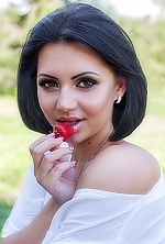 Ukrainian mail order bride Viktoria from Mariupol with brunette hair and hazel eye color - image 3