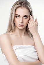 Ukrainian mail order bride Mariya from Kiev with blonde hair and blue eye color - image 3