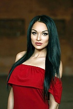 Ukrainian mail order bride Christina from Kiev with black hair and brown eye color - image 3
