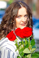 Ukrainian mail order bride Alyona from Dnipro with brunette hair and green eye color - image 2