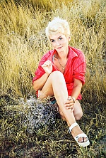 Ukrainian mail order bride Larisa from Zaporozhye with blonde hair and green eye color - image 5