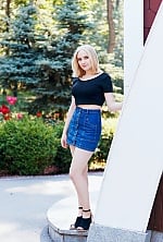 Ukrainian mail order bride Victoria from Kharkiv with blonde hair and blue eye color - image 4