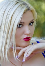 Ukrainian mail order bride Lilia from Luhansk with blonde hair and blue eye color - image 3