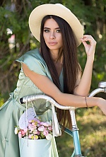 Ukrainian mail order bride Lola from Kharkiv with brunette hair and brown eye color - image 5
