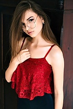Ukrainian mail order bride Valeriya from Moscow with light brown hair and brown eye color - image 3