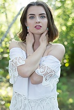 Ukrainian mail order bride Ekaterina from Toretsk with brunette hair and green eye color - image 3