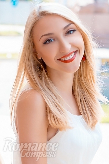 Ukrainian mail order bride Anastasiya from Poltava with blonde hair and brown eye color - image 1