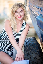 Ukrainian mail order bride Olesya from Berdyansk with blonde hair and green eye color - image 18