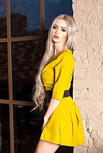 Ukrainian mail order bride Vera from Kiev with blonde hair and green eye color - image 3