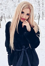Ukrainian mail order bride Nastya from Moscow with blonde hair and green eye color - image 5