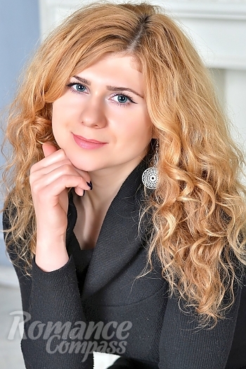 Ukrainian mail order bride Marina from Sumy with light brown hair and blue eye color - image 1