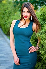 Ukrainian mail order bride Veronika from Kiev with brunette hair and brown eye color - image 2