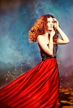 Ukrainian mail order bride Anastasia from Lugansk with red hair and green eye color - image 7