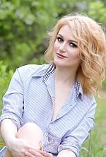 Ukrainian mail order bride Elena from Konstantinovka with light brown hair and brown eye color - image 5