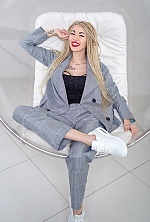 Ukrainian mail order bride Olena from Kiev with blonde hair and grey eye color - image 4
