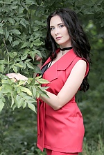 Ukrainian mail order bride Darya from Konstantinovka with brunette hair and blue eye color - image 3