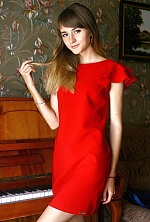 Ukrainian mail order bride Elena from Kiev with light brown hair and brown eye color - image 3