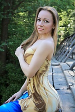 Ukrainian mail order bride Nadia from Kostiantynivka with light brown hair and green eye color - image 3