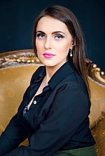 Ukrainian mail order bride Julia from Luhansk with brunette hair and green eye color - image 6