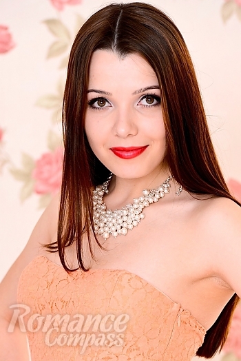 Ukrainian mail order bride Rita from Kiev with light brown hair and brown eye color - image 1