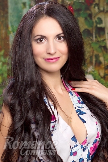 Ukrainian mail order bride Tatiana from Odesa with black hair and brown eye color - image 1