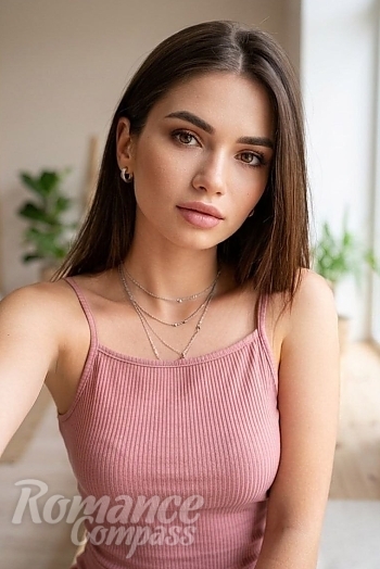 Ukrainian mail order bride Karina from Kharkiv with brunette hair and brown eye color - image 1