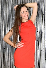 Ukrainian mail order bride Darya from Kiev with brunette hair and green eye color - image 2