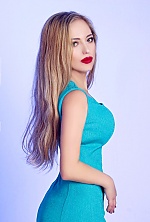 Ukrainian mail order bride Inna from Lugansk with blonde hair and green eye color - image 3