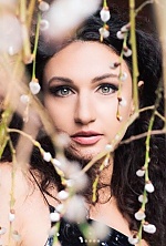 Ukrainian mail order bride Viktoriya from Odesa with brunette hair and green eye color - image 2