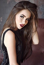 Ukrainian mail order bride Alena from Cherkassy with brunette hair and green eye color - image 5