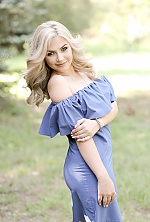 Ukrainian mail order bride Marina from Konstantinovka with blonde hair and green eye color - image 3