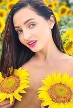 Ukrainian mail order bride Julia from Kiev with brunette hair and grey eye color - image 8