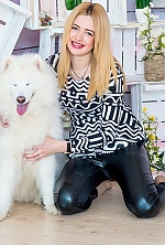 Ukrainian mail order bride Kseniia from Kharkiv with blonde hair and green eye color - image 4