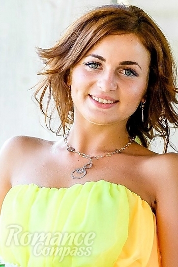 Ukrainian mail order bride Galina from Chernivtsi with light brown hair and blue eye color - image 1
