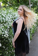 Ukrainian mail order bride Anna from Kyiv with blonde hair and brown eye color - image 3