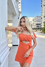 Ukrainian mail order bride Viktoriia from Kiev with blonde hair and green eye color - image 7