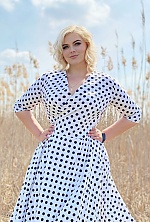 Ukrainian mail order bride Katerina from Kremenchuk with blonde hair and blue eye color - image 3