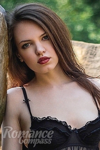Ukrainian mail order bride Polina from Kiev with light brown hair and grey eye color - image 1