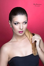 Ukrainian mail order bride Julia from Minsk with light brown hair and green eye color - image 5