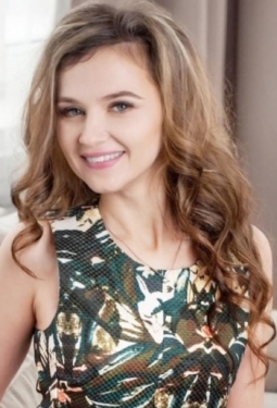 Olga, 41 y.o. from Kharkiv, Ukraine