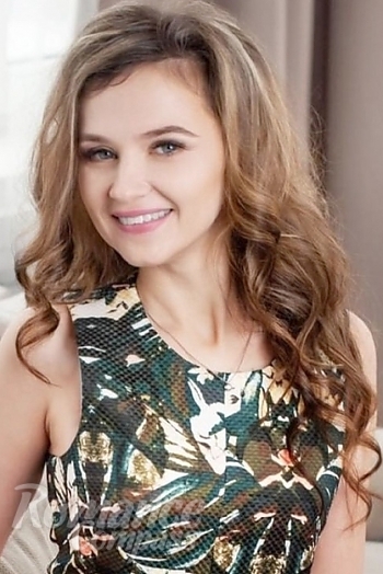 Ukrainian mail order bride Olga from Kharkiv with light brown hair and grey eye color - image 1