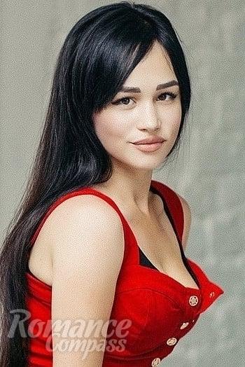 Ukrainian mail order bride Karina from Kiev with black hair and brown eye color - image 1
