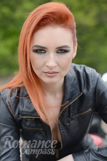 Ukrainian mail order bride Maria from Kharkov with red hair and green eye color - image 1