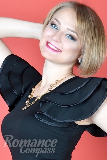 Ukrainian mail order bride Klavdia from Kharkov with blonde hair and blue eye color - image 1