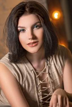Elena, 31 y.o. from Melovoe, Ukraine