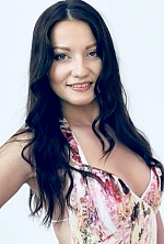 Ukrainian mail order bride Natali from Kiev with brunette hair and green eye color - image 4